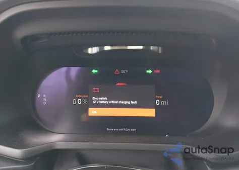 2022 Polestar 2 Long Range Dual Motor z USA, uszkodzony, nr VIN LPSED3KAXNL084764